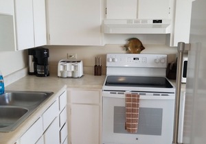 Unit 2 Oceanside 2Bd 1Ba Condos In Ormond-By-The-Sea w/Large Private Beach Deck