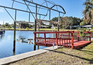 Updated Waterfront Crystal River Retreat w/ Dock!