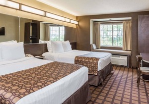 Microtel Inn & Suites by Wyndham Jacksonville Airport