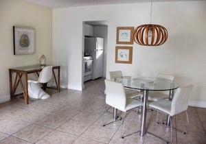Vacation Starts Here! 2 Convenient Rooms, On-site Pool, Private Beach Access