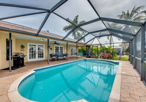 Villa 23 Heated Pool, Kayaks, Bikes, Gulf Access. 66 reviews.