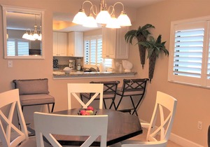 Walk To Crescent Beach, Updated Sea Winds Condo