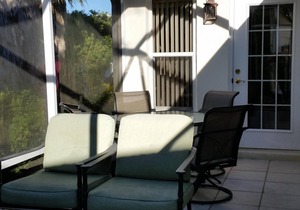 Walk to Lake Sumter Landing! Golf cart included!