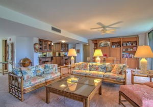 Walk to the Beach and Enjoy Spectacular Views from this 3 Bedroom Condo!