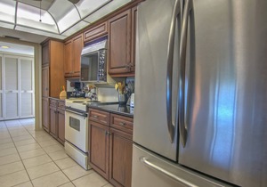 Walk to the Beach and Enjoy Spectacular Views from this 3 Bedroom Condo!