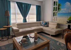 WALKING DISTANCE FROM THE BEACH