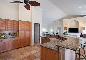 WATER FRONT VACATION HOME