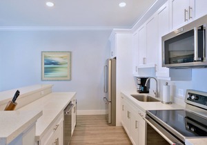 Waterfront 3-Bedroom Condo at Bayfront Suites & Marina - NO CLEANING FEE