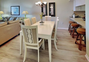 Waterfront Condo- Balcony, Community Pool, Dock+ Canal Access