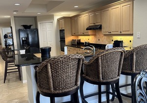 Waterfront Luxury Bella Marguerite Condo - St Pete Beach near Don Cesar Resort