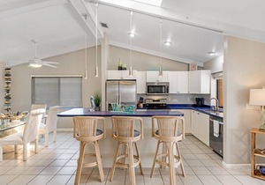 Waterfront Pet Friendly Villa, Heated Pool & Pool Table- Villa Nautical Breeze - Roelens Vacations