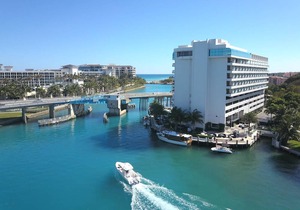 Waterstone Resort & Marina Boca, Curio Collection by Hilton