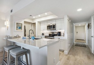 Waves Whisper: Your Coastal Condo Retreat