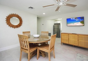 West End Paradise Unit Turtle 2 - One bedroom suite w/water views