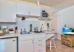 West End Paradise Unit Coral 4 - One bedroom efficiency suite