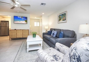 West End Paradise Unit Fish 6 - One bedroom suite w/water views