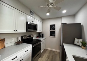Wild Pines Bonita Bay Beauty - Pool-HotTub-Tennis Courts-Grills-Beach Shuttle