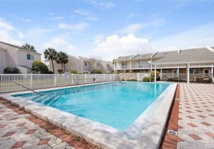 Woodland Shores Beach Resort by Panhandle Getaways