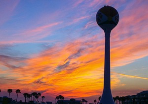 Wraparound Balcony-HUGE Pool-Stunning Views-3BR/3BA Emerald Dolphin 510
