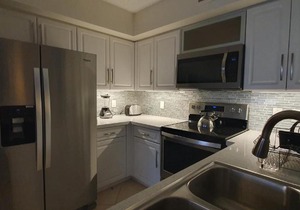 Yacht Club Aventura 2BR + 2BA