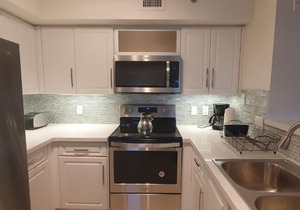 Yacht Club Aventura 2BR + 2BA