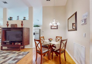 Your Sunshine Sanctuary Awaits in Fort Myers!