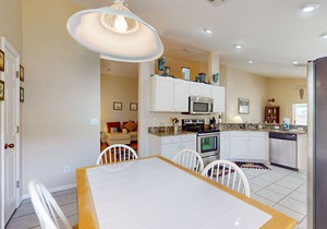 Your Sunshine Sanctuary Awaits in Fort Myers!