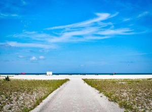 Las Casitas | Treasure Island