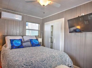 Las Casitas | Treasure Island