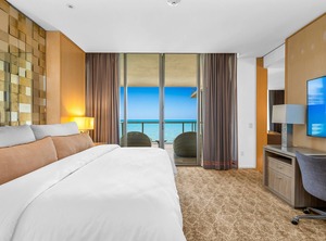 Br | Bal Harbour