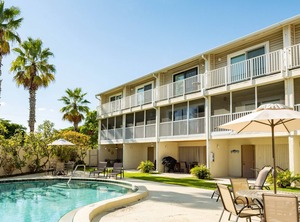 Beach Townhouses Townhouse | Holmes Beach