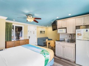 Waterfront | Belle Vista