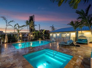 Bermuda Bungalows West Palm Beach | Singer Island