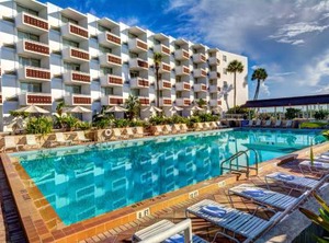 Aku Tiki Inn | Daytona Beach Shores