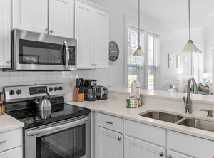 Ravens Miramar Beach | Laurel Grove