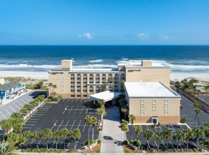 Courtyard | Jacksonville Beach