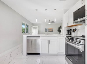 Wyndham Sea Gardens Pompano Beach | Melaleuca Gardens