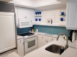Crescent Arms | Siesta Key