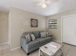 Estero Beach Tennis | Mid Island