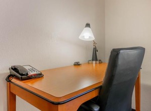 Fairfield Inn Holiday Springs | Holiday