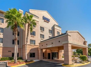 Fairfield Inn Holiday Springs | Holiday