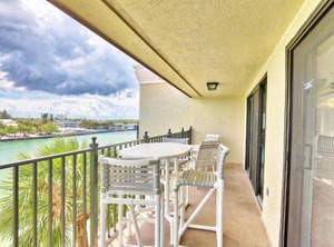 Bay Clearwater | Sunset Beach