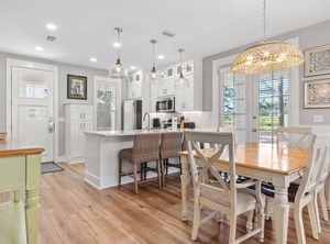 Laurel Way Miramar Beach | Laurel Grove