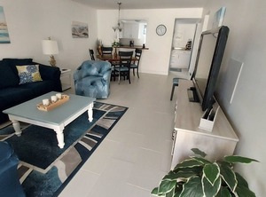 Beach Villa | Englewood South