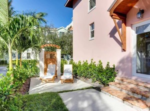 Pink Porch | Grandview Heights