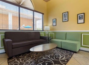 Quality Inn Suites Mt Dora North | Mount Dora