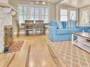 Seaspray Beach Cottage B | Treasure Island