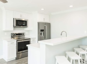Bayfront Suites Marina | Meadows