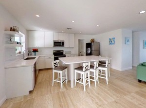 Casa Del Mar | Tropical Bay Estates