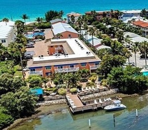 Smuggler Cove Resort Bradenton Beach 